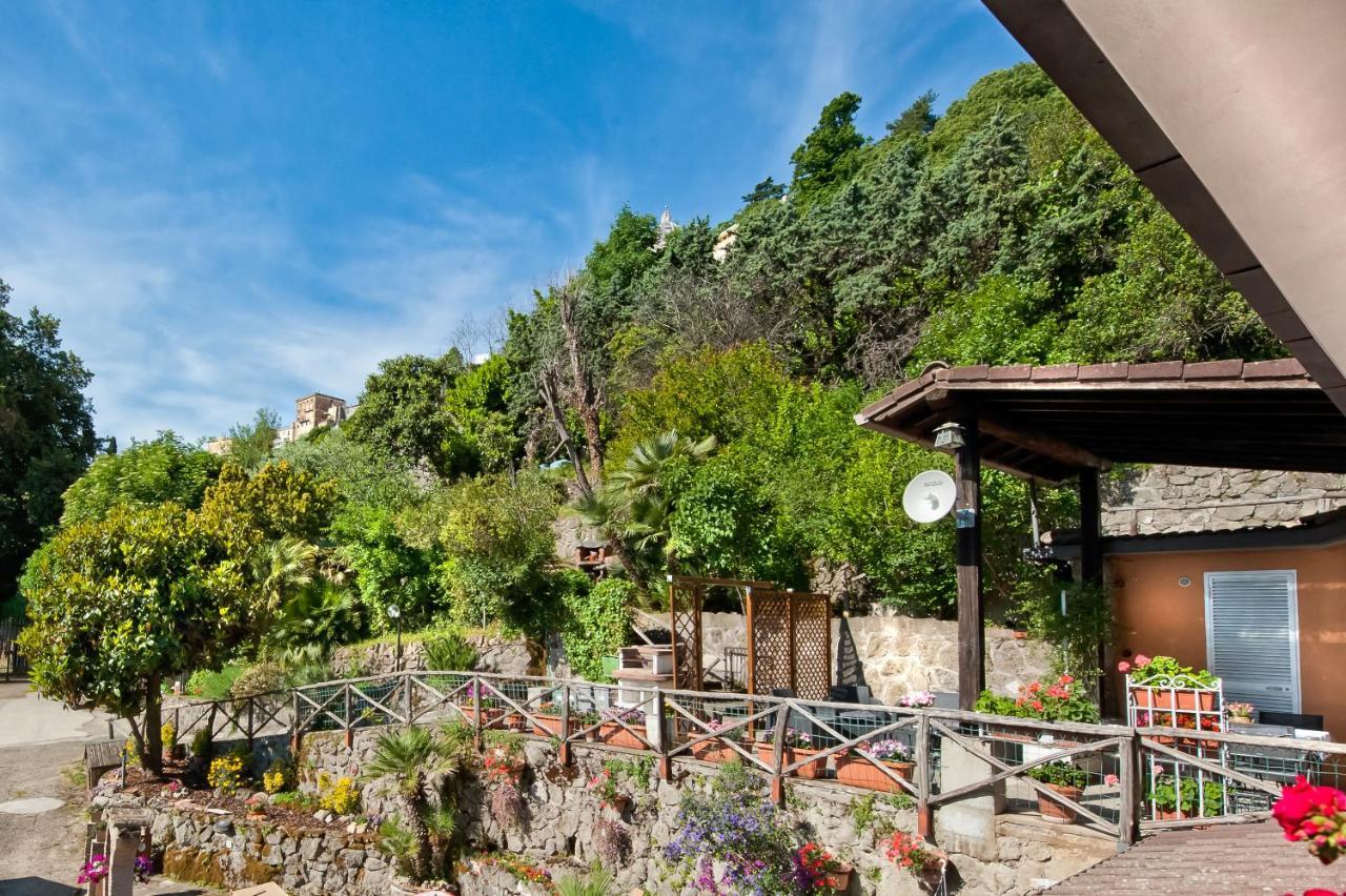 Villalbert Castel Gandolfo Extérieur photo
