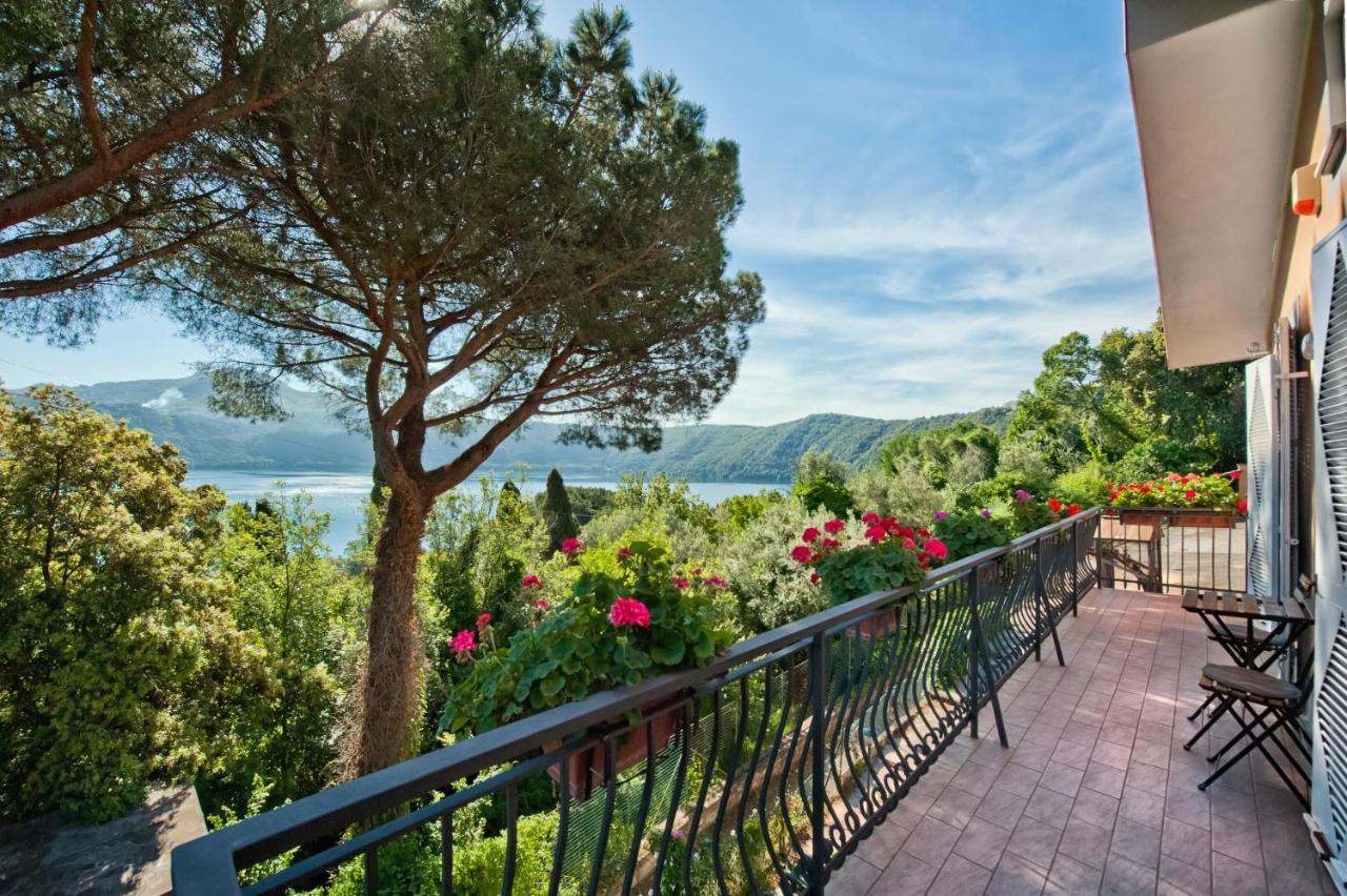 Villalbert Castel Gandolfo Extérieur photo