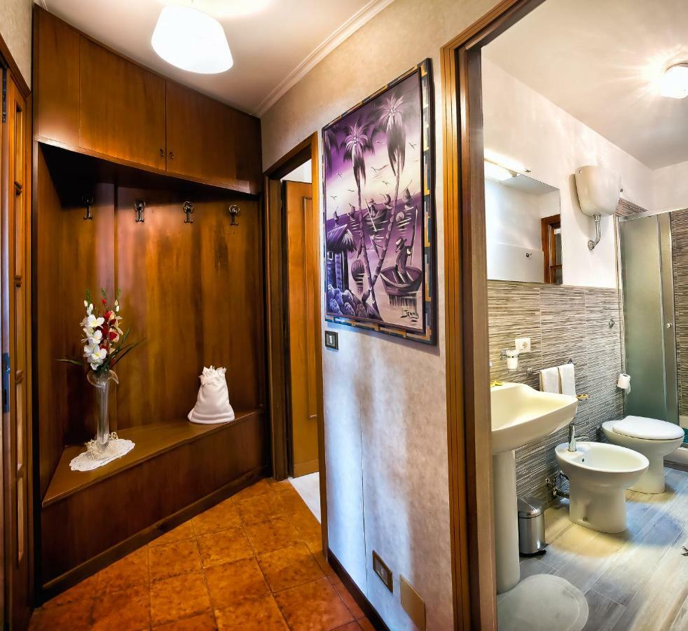 Villalbert Castel Gandolfo Extérieur photo